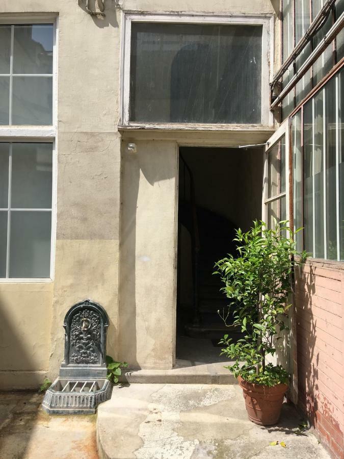 Maisonnette Studio Sur Cour Paris Eksteriør bilde